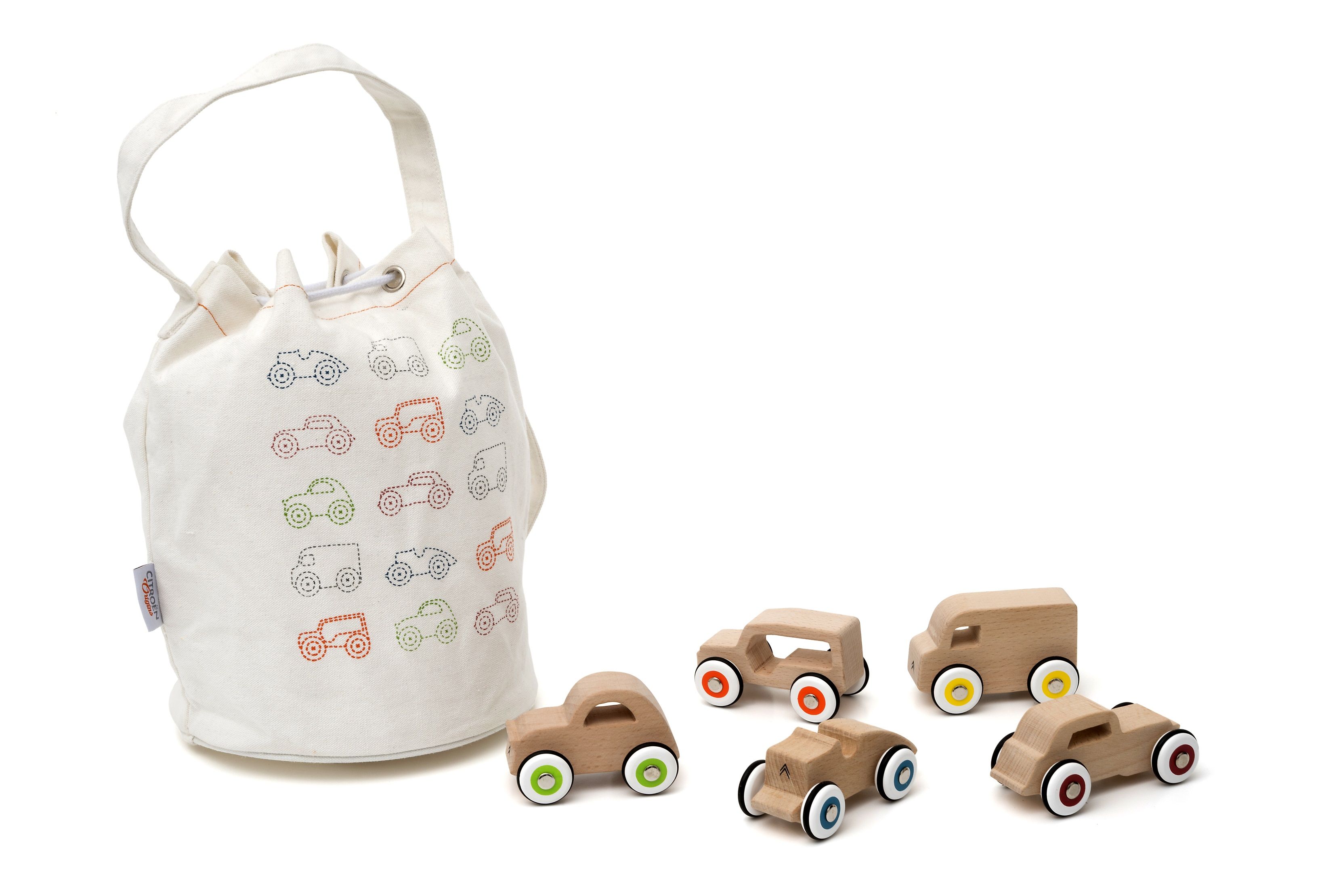 NAVIDAD DE COLORES CON LAS PROPUESTAS DE LA COLECCIÓN LIFESTYLE DE LA BOUTIQUE CITROËN NAVIDAD DE COLORES CON LAS PROPUESTAS DE LA COLECCIÓN LIFESTYLE DE LA BOUTIQUE CITROËN