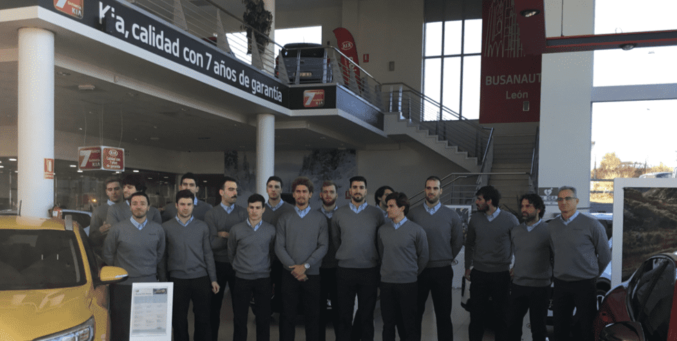 El Ademar visita las instalaciones de KIA BUSANAUTO El Ademar visita las instalaciones de KIA BUSANAUTO