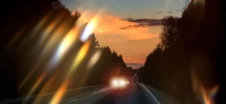 Diez consejos para evitar los deslumbramientos en carretera Diez consejos para evitar los deslumbramientos en carretera