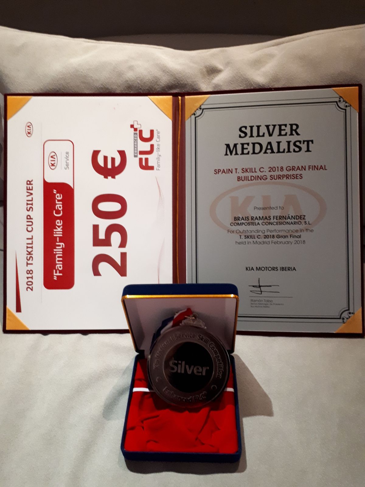 Medalla de plata en la SKILL CUP TÉCNICOS 2018 para uno de nuestros mecánicos Medalla de plata en la SKILL CUP TÉCNICOS 2018 para uno de nuestros mecánicos