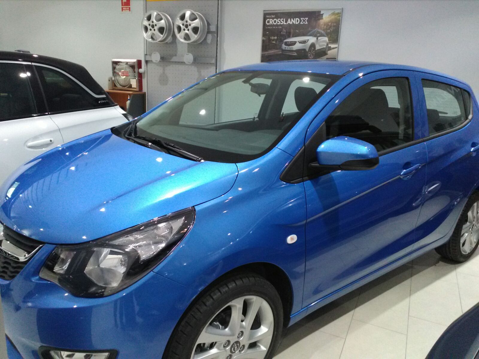 OPEL KARL SELECTIVE 75CV AZUL DESTELLO POR SOLO 9.450€ OPEL KARL SELECTIVE 75CV AZUL DESTELLO POR SOLO 9.450€
