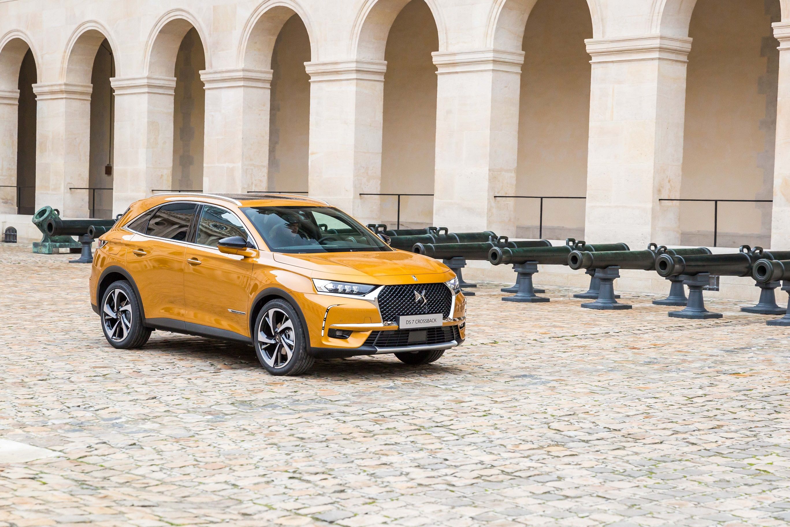 LA NUEVA DINÁMICA DE MARCA Y LA LLEGADA DEL DS 7 CROSSBACK CONSOLIDAN A DS AUTOMOBILES EN EL MERCADO ESPAÑOL LA NUEVA DINÁMICA DE MARCA Y LA LLEGADA DEL DS 7 CROSSBACK CONSOLIDAN A DS AUTOMOBILES EN EL MERCADO ESPAÑOL