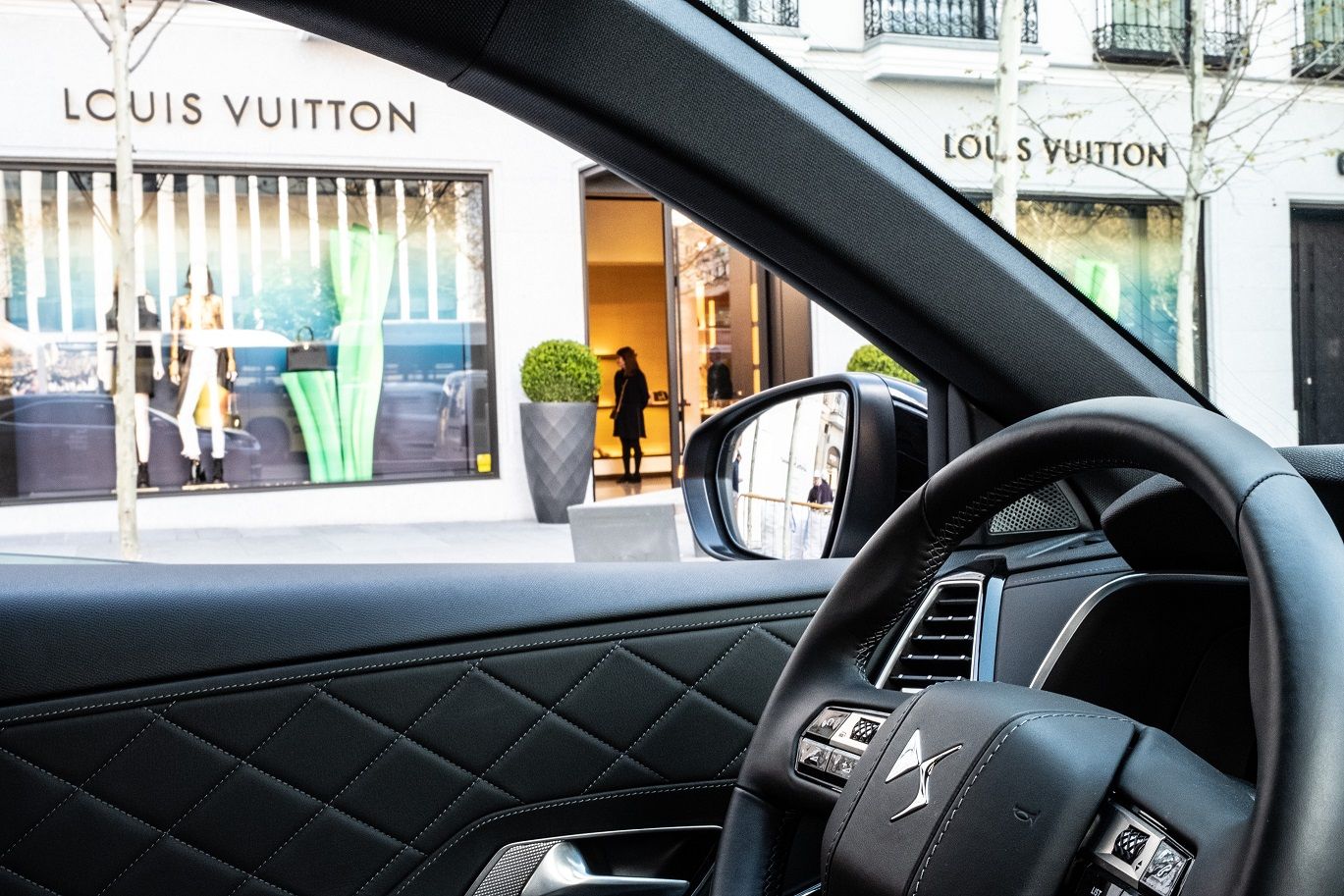 LUJO FRANCÉS, TECNOLOGÍA Y VANGUARDIA: DS AUTOMOBILES PARTNER DE EXCEPCIÓN DURANTE LA EXPOSICIÓN LOUIS VUITTON TIME CAPSULE LUJO FRANCÉS, TECNOLOGÍA Y VANGUARDIA: DS AUTOMOBILES PARTNER DE EXCEPCIÓN DURANTE LA EXPOSICIÓN LOUIS VUITTON TIME CAPSULE