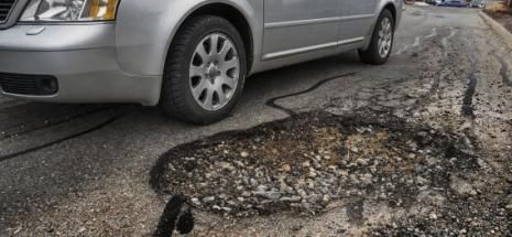 ¿Sabes que puedes reclamar si sufres una avería por el mal estado de la carretera? ¿Sabes que puedes reclamar si sufres una avería por el mal estado de la carretera?