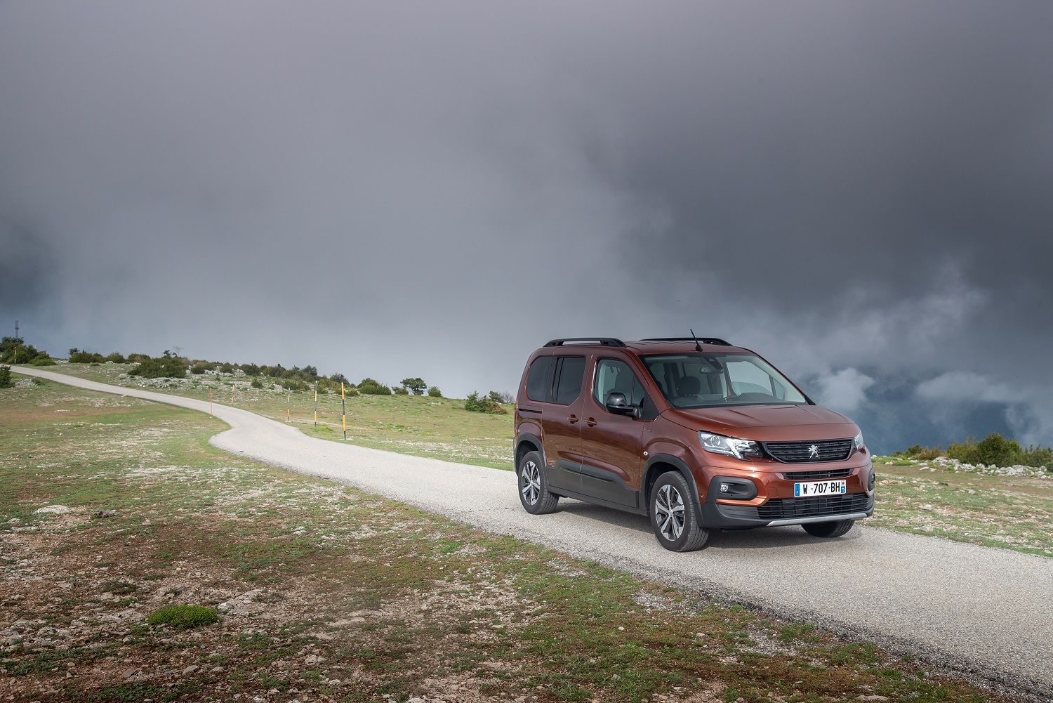 Nuevo Peugeot Rifter: Fiabilidad y elegancia para todos los usos y terrenos Nuevo Peugeot Rifter: Fiabilidad y elegancia para todos los usos y terrenos