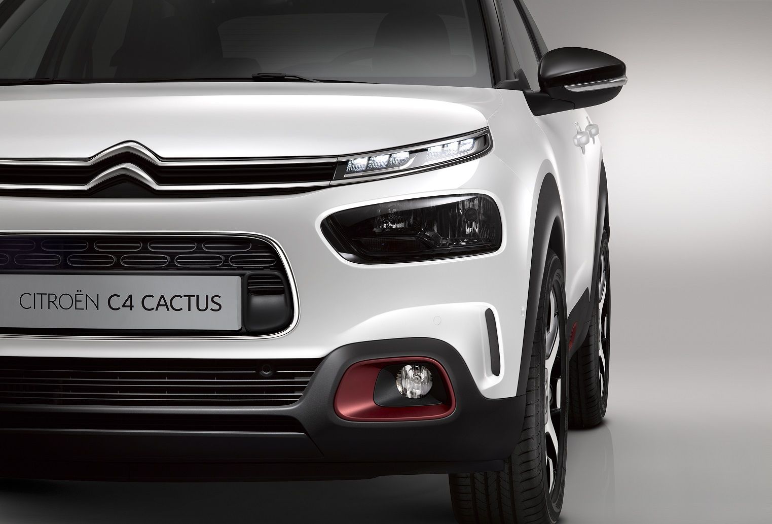 CITROËN A LA OFENSIVA CON UN CRECIMIENTO MUNDIAL DEL 9%, RÉCORD DE VENTAS EN EUROPA DESDE HACE 7 AÑOS Y +50% EN CHINA CITROËN A LA OFENSIVA CON UN CRECIMIENTO MUNDIAL DEL 9%, RÉCORD DE VENTAS EN EUROPA DESDE HACE 7 AÑOS Y +50% EN CHINA