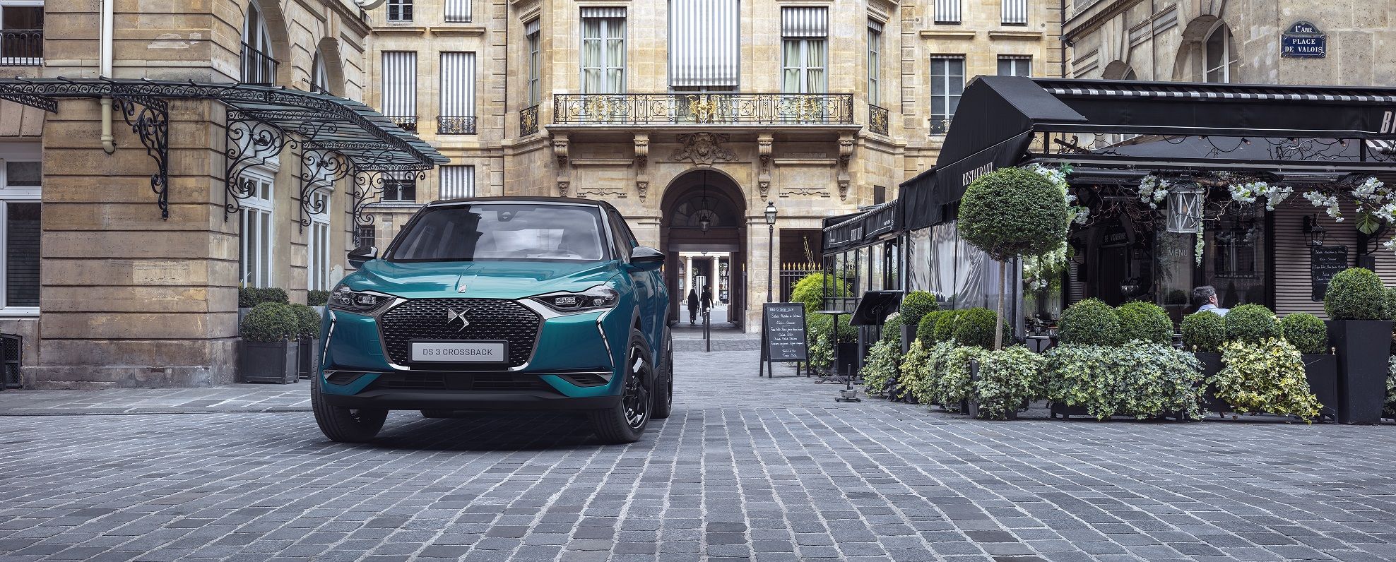 DS 3 CROSSBACK: ICONO DEL ESTILO HIGH-TECH DS 3 CROSSBACK: ICONO DEL ESTILO HIGH-TECH