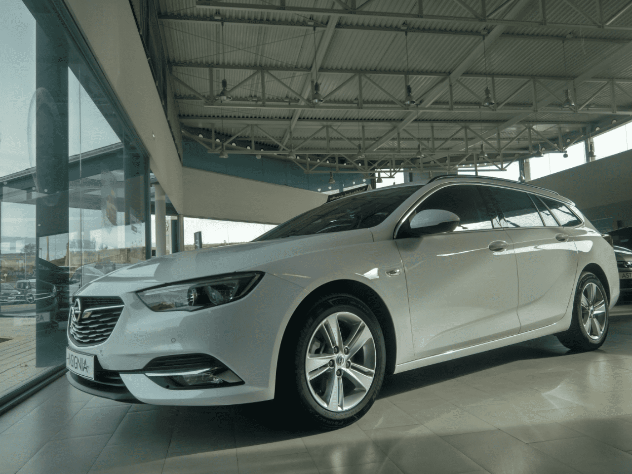 INSIGNIA SPORTS TOURER INSIGNIA SPORTS TOURER