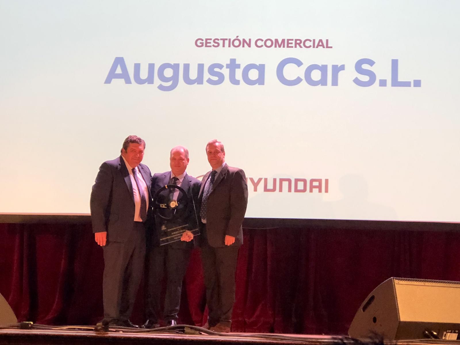 Hyundai Augusta Car, doblemente premiado Hyundai Augusta Car, doblemente premiado