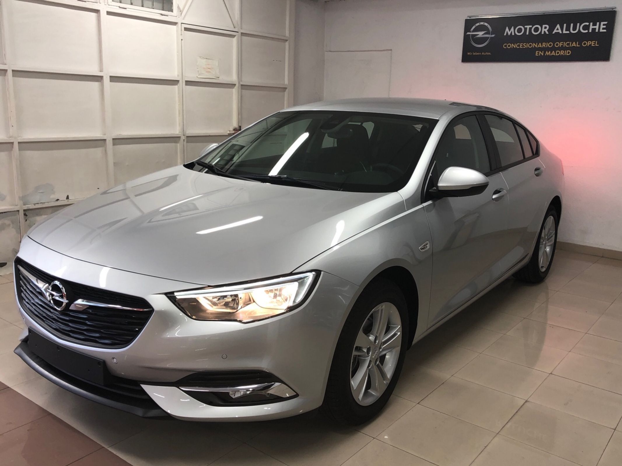 Opel Insignia GS Selective Pro 1.6 CDTI S&S TD (136CV) desde 24.990€ Opel Insignia GS Selective Pro 1.6 CDTI S&S TD (136CV) desde 24.990€