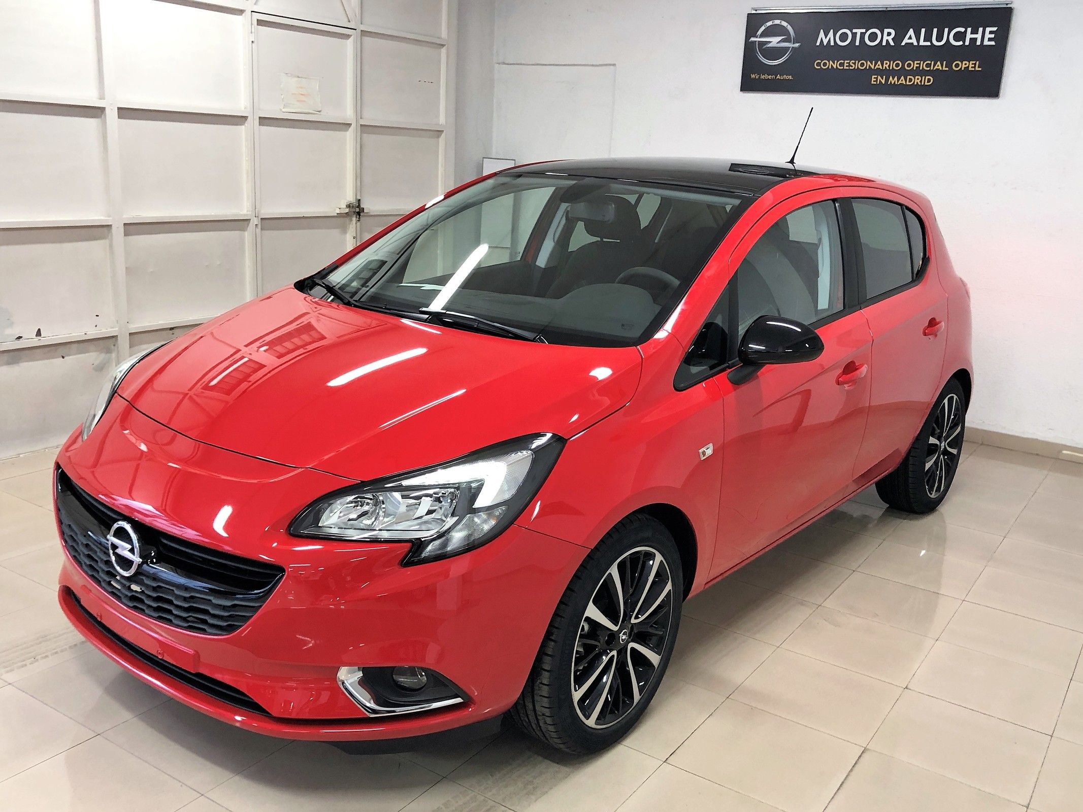 Opel Corsa 5P Design Line 1.4 (90CV) desde 11.425€ Opel Corsa 5P Design Line 1.4 (90CV) desde 11.425€