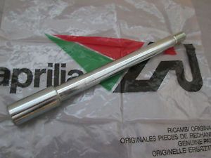 EJE RUEDA DELANTERA APRILIA TUAREG 125 EJE RUEDA DELANTERA APRILIA TUAREG 125