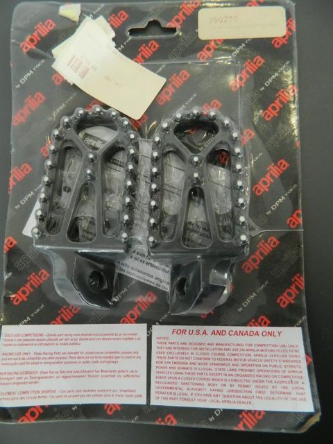 KIT DE ESTRIBOS RACING APRILIA DORSODURO KIT DE ESTRIBOS RACING APRILIA DORSODURO