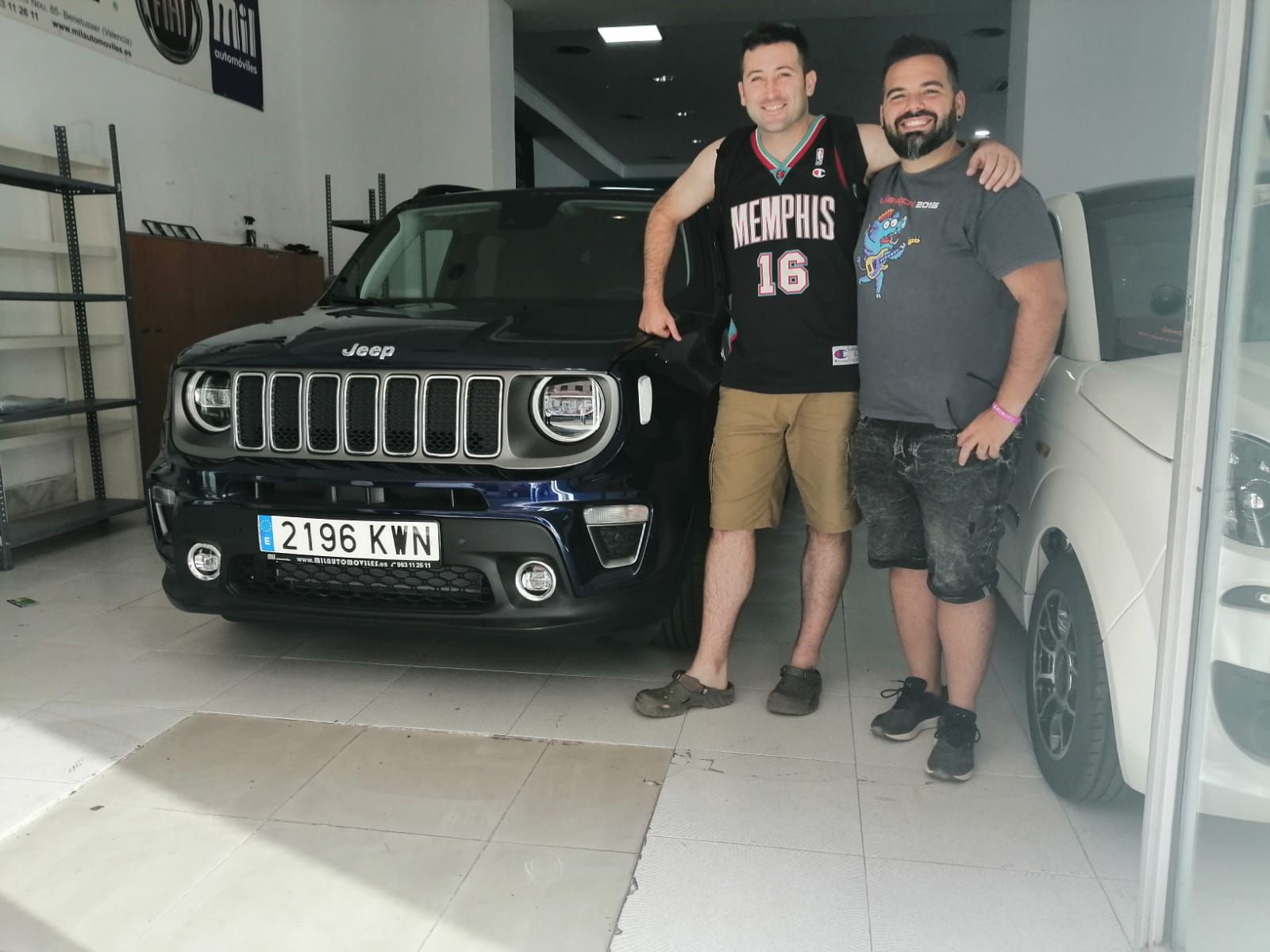 Entrega a David de un Jeep Renegade Entrega a David de un Jeep Renegade