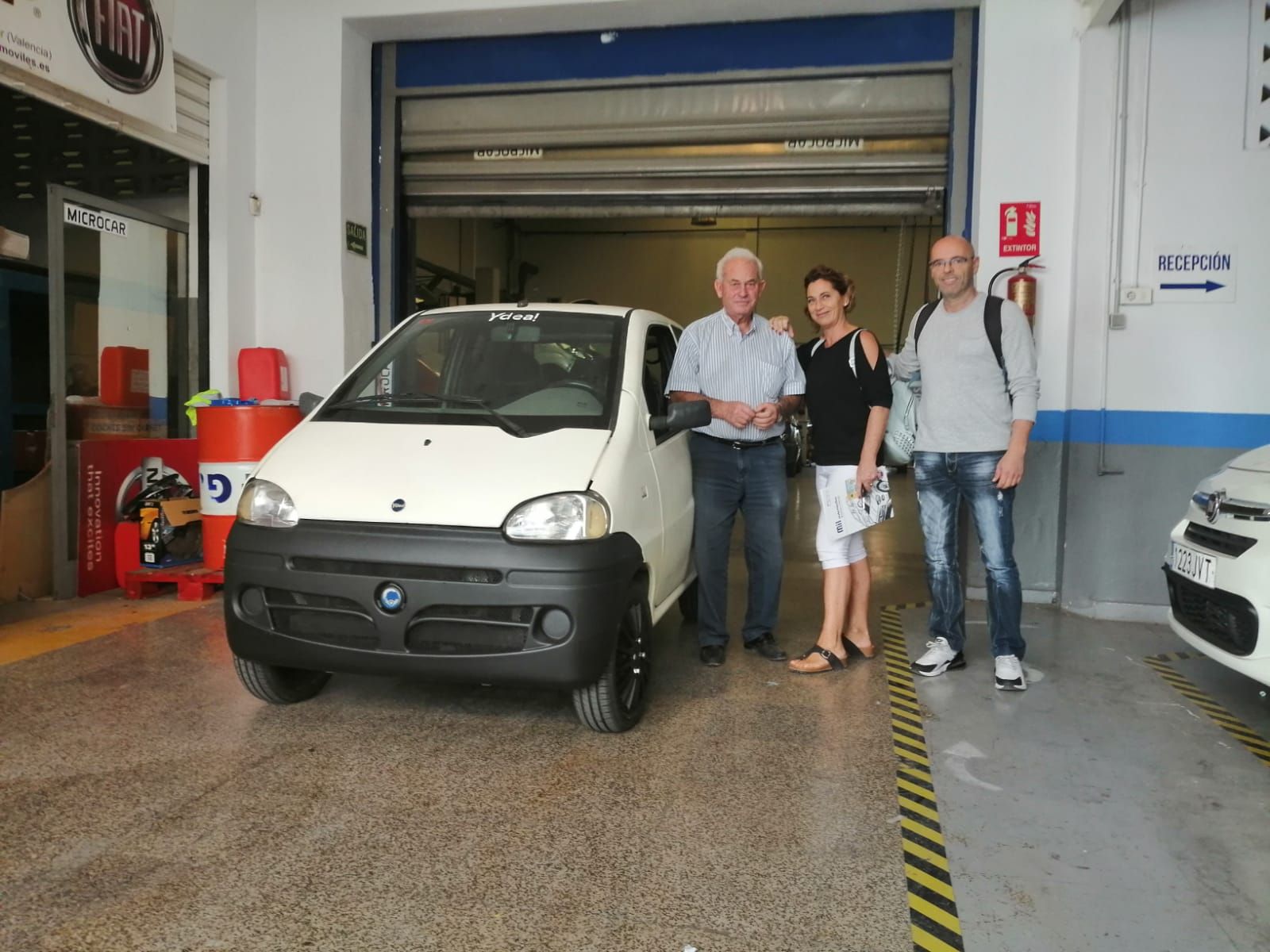 Milautomóviles le hace entrega a la familia Medina de un Casalini Ydea automático. Milautomóviles le hace entrega a la familia Medina de un Casalini Ydea automático.