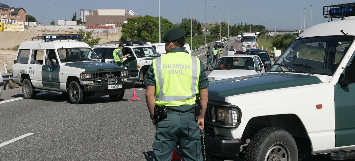 A subasta vehículos de la Guardia Civil, algunos por menos de 30 euros A subasta vehículos de la Guardia Civil, algunos por menos de 30 euros