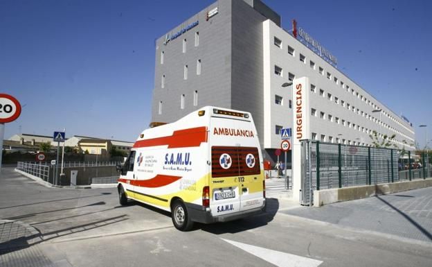 Un motorista herido permanece una hora y media en el suelo en Valencia Un motorista herido permanece una hora y media en el suelo en Valencia