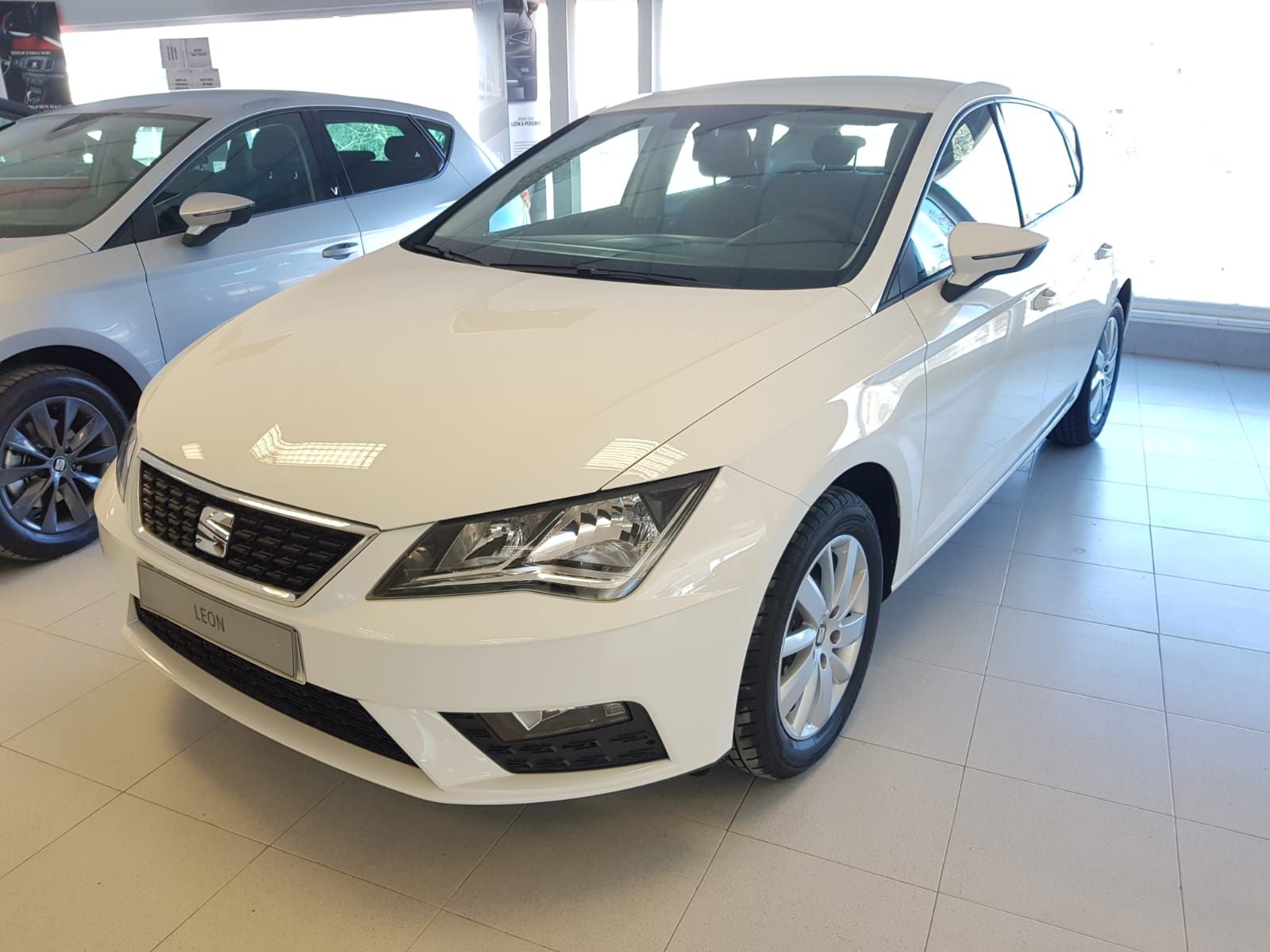 SEAT LEÓN 1.0TSI REFERENCE EDITION 115CV SEAT LEÓN 1.0TSI REFERENCE EDITION 115CV