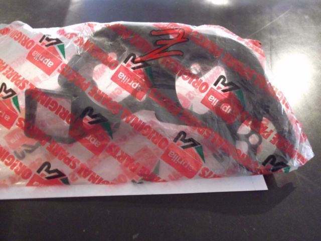BASE SOPORTE RELOJES APRILIA PEGASO 650 BASE SOPORTE RELOJES APRILIA PEGASO 650