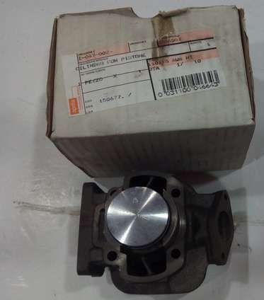 CILINDRO Y PISTON APRILIA SR50 AIRE CILINDRO Y PISTON APRILIA SR50 AIRE