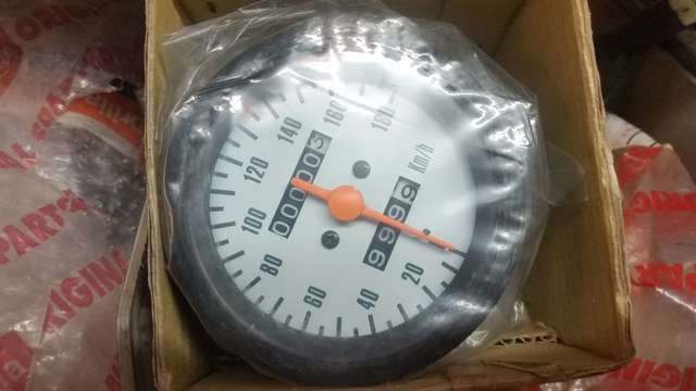 RELOJ CUENTA KILOMETROS APRILIA AF1 125 RELOJ CUENTA KILOMETROS APRILIA AF1 125