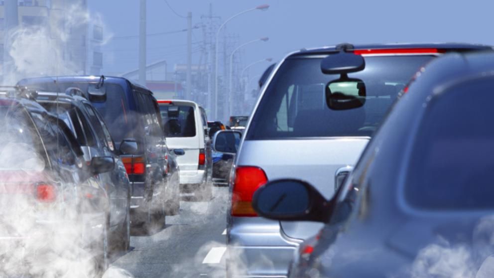ATENCIÓN: El Gobierno no prohibirá la venta de coches diésel y gasolina en el año 2040 ATENCIÓN: El Gobierno no prohibirá la venta de coches diésel y gasolina en el año 2040