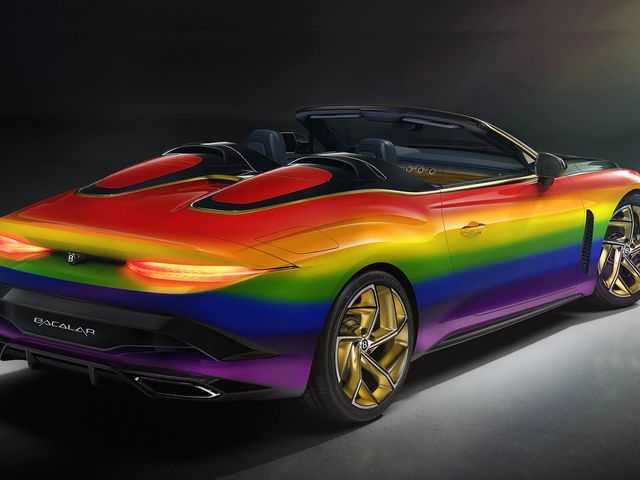 Bentley Mulliner Bacalar arco iris: ¡menos mal que no se vende! Bentley Mulliner Bacalar arco iris: ¡menos mal que no se vende!