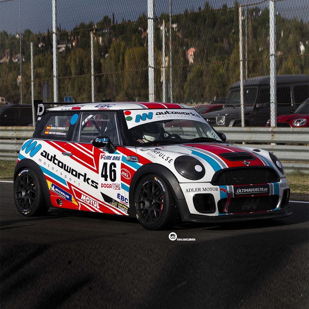 Adler Motor y MINI: Campeones de España de Resistencia Adler Motor y MINI: Campeones de España de Resistencia