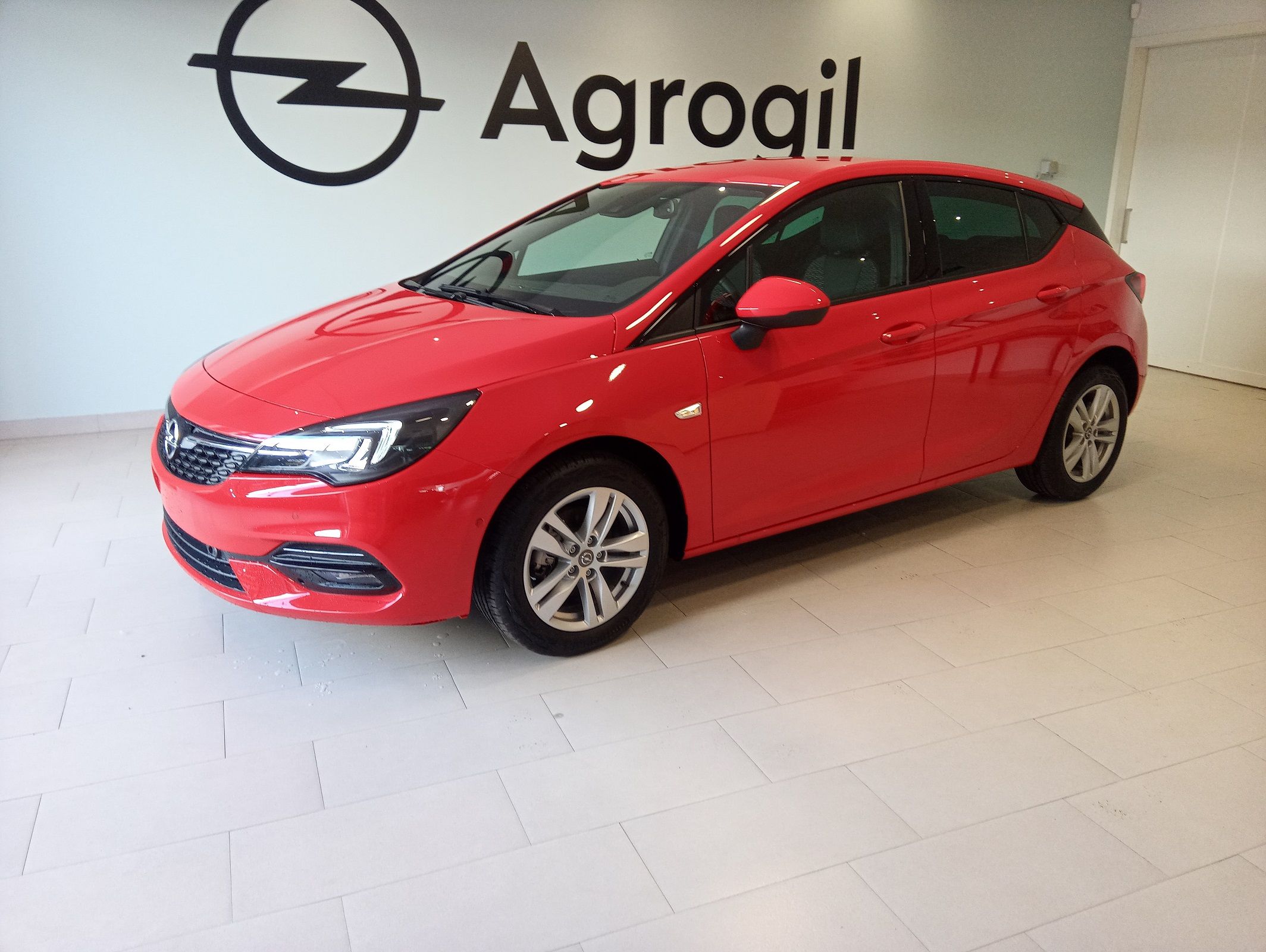 Opel Astra GS LINE 1.5 Diesel 105cv de KM0. por 15900€* Opel Astra GS LINE 1.5 Diesel 105cv de KM0. por 15900€*
