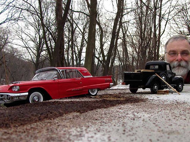 El fotógrafo que nos engaña con sus coches en miniatura El fotógrafo que nos engaña con sus coches en miniatura