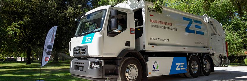 RENAULT TRUCKS Y URBASER APUESTAN POR LA SOSTENIBILIDAD CON LA ENTREGA DEL PRIMER CAMIÓN 100% ELÉCTRICO DE SERIE EN ESPAÑA RENAULT TRUCKS Y URBASER APUESTAN POR LA SOSTENIBILIDAD CON LA ENTREGA DEL PRIMER CAMIÓN 100% ELÉCTRICO DE SERIE EN ESPAÑA
