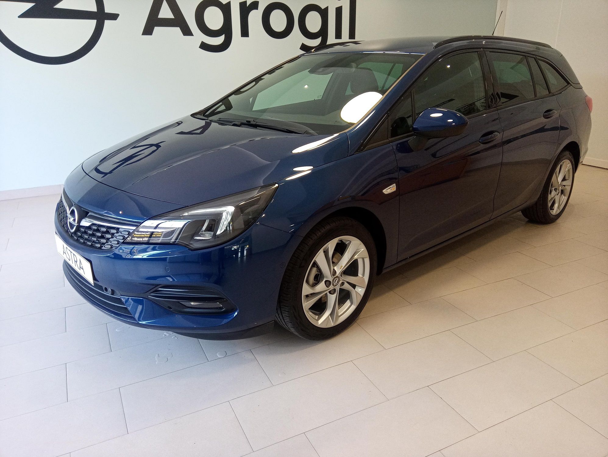 OPEL ASTRA GS LINE ST 1.2 110CV GASOLINA DE KM0 POR 16900€* OPEL ASTRA GS LINE ST 1.2 110CV GASOLINA DE KM0 POR 16900€*