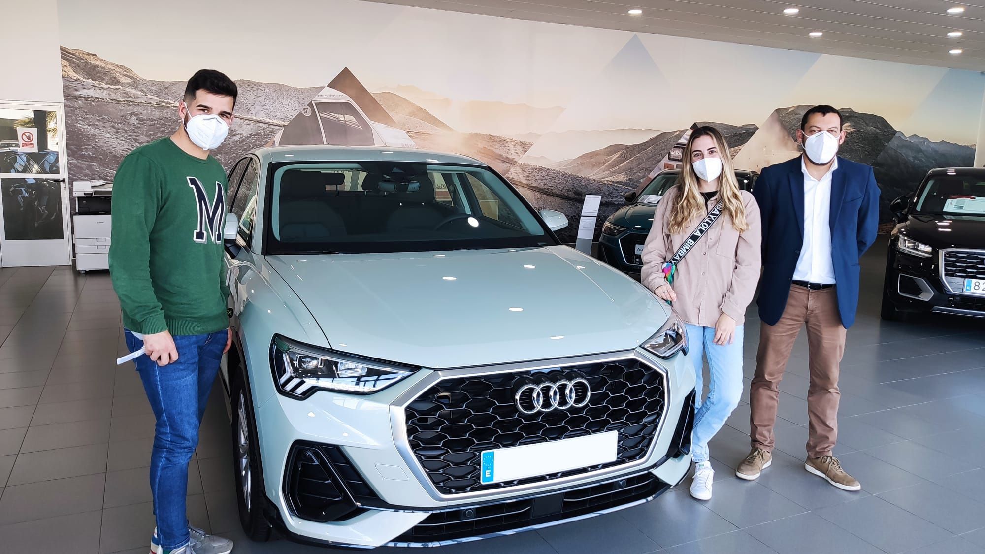 Entrega Audi Q3 Sportback a Sara y Javier Entrega Audi Q3 Sportback a Sara y Javier