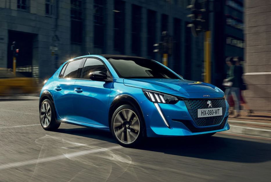 El Peugeot 208 ha dado la sorpresa y ha conseguido la victoria por encima de un no menos inesperado segundo lugar del Citroën C3 El Peugeot 208 ha dado la sorpresa y ha conseguido la victoria por encima de un no menos inesperado segundo lugar del Citroën C3