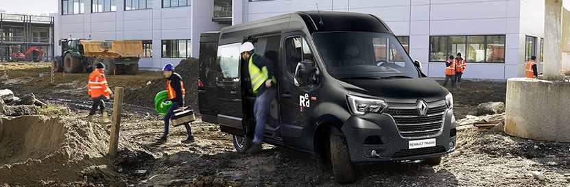 RENAULT TRUCKS LANZA UNA OFERTA DE MASTER RED VANS CON UNA INTERESANTE CUOTA MENSUAL DESDE 308 EUROS * RENAULT TRUCKS LANZA UNA OFERTA DE MASTER RED VANS CON UNA INTERESANTE CUOTA MENSUAL DESDE 308 EUROS *