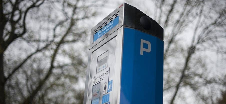 Los coches grandes podrían pagar más por aparcar Los coches grandes podrían pagar más por aparcar