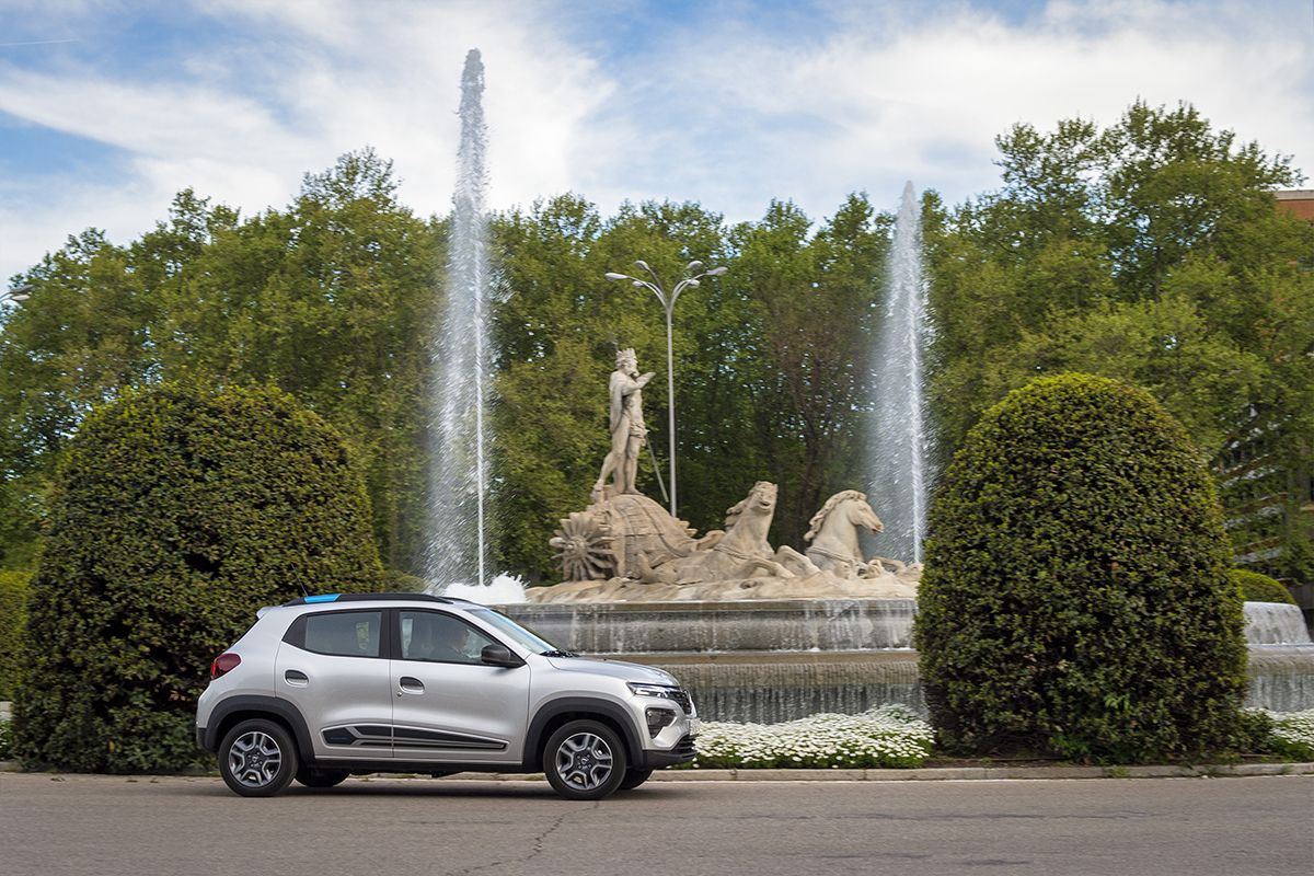 DACIA, UNA PEQUEÑA MARCA CON GRANDES ASPIRACIONES DACIA, UNA PEQUEÑA MARCA CON GRANDES ASPIRACIONES