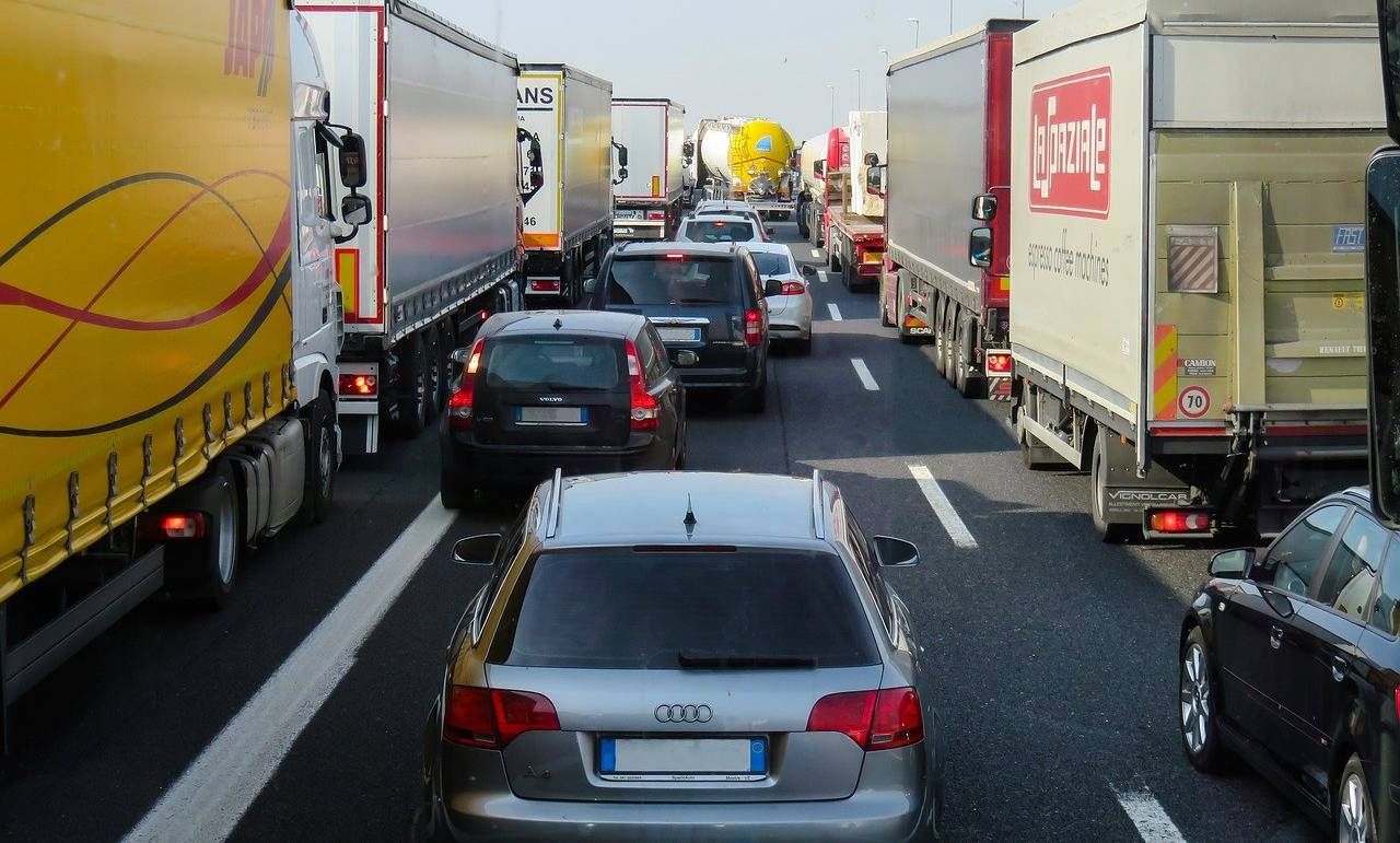 Recomendaciones de la DGT para evitar atascos Recomendaciones de la DGT para evitar atascos