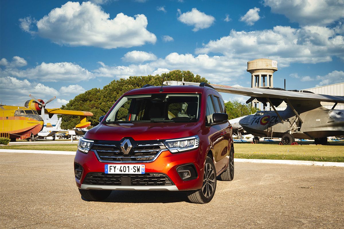 NUEVO RENAULT KANGOO CONSIGUE 4 ESTRELLAS DE EURO NCAP NUEVO RENAULT KANGOO CONSIGUE 4 ESTRELLAS DE EURO NCAP