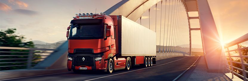 RENAULT TRUCKS LANZA SU EVOLUCIÓN DE GAMAS Y NOVEDADES EN SERVICIOS RENAULT TRUCKS LANZA SU EVOLUCIÓN DE GAMAS Y NOVEDADES EN SERVICIOS