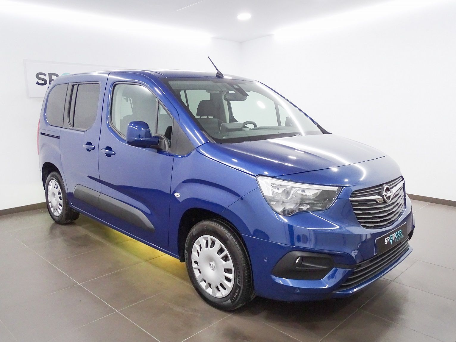 Opel Combo. Desde 6€/hora Opel Combo. Desde 6€/hora