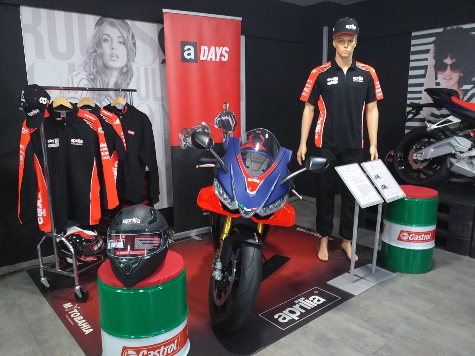 Oferta Aprilia Moto GP Valencia Oferta Aprilia Moto GP Valencia