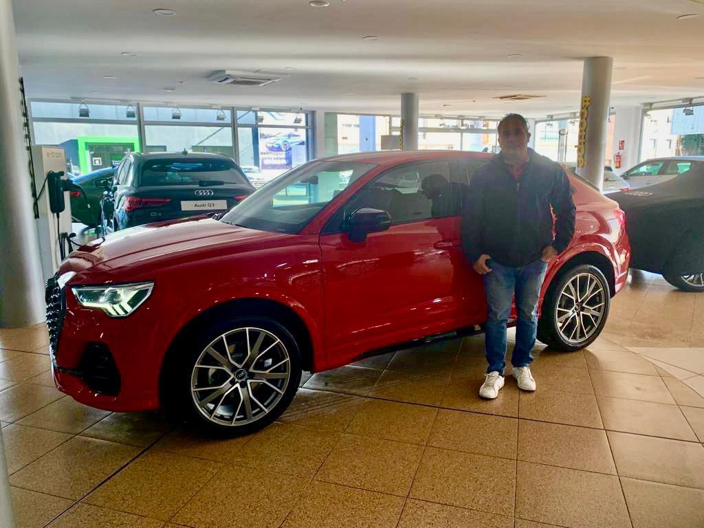 Entrega Audi Q3 Sportback Black line a Paco de TRANSFERGO SL Entrega Audi Q3 Sportback Black line a Paco de TRANSFERGO SL