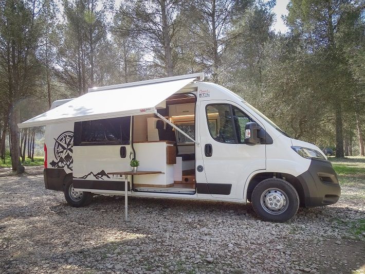 Disfruta de unos días de ensueño en esta Peugeot Camperizada Disfruta de unos días de ensueño en esta Peugeot Camperizada