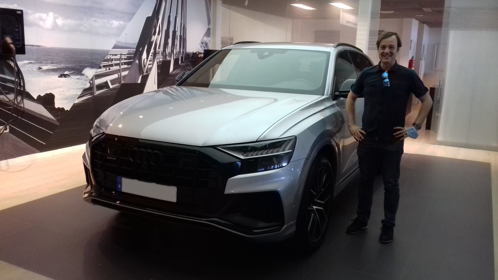 Entrega Audi Q8 a Luis Entrega Audi Q8 a Luis