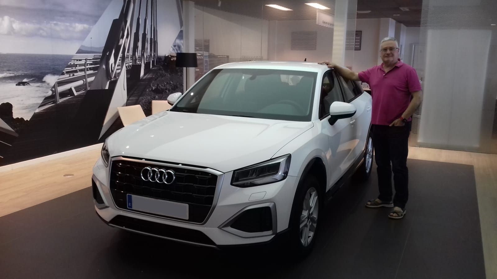 Entrega Audi Q2 a Paco Entrega Audi Q2 a Paco