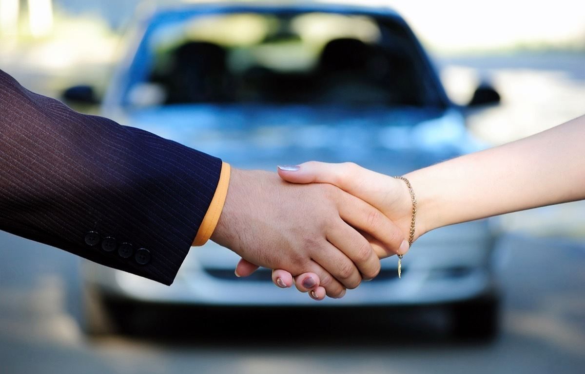 VENTAJAS DE VENDER TU COCHE A UN PROFESIONAL VENTAJAS DE VENDER TU COCHE A UN PROFESIONAL