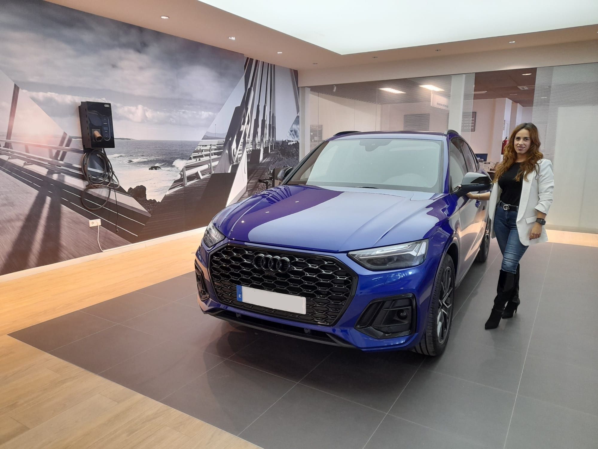 Entrega Audi Q5 Sportback a Lourdes Entrega Audi Q5 Sportback a Lourdes