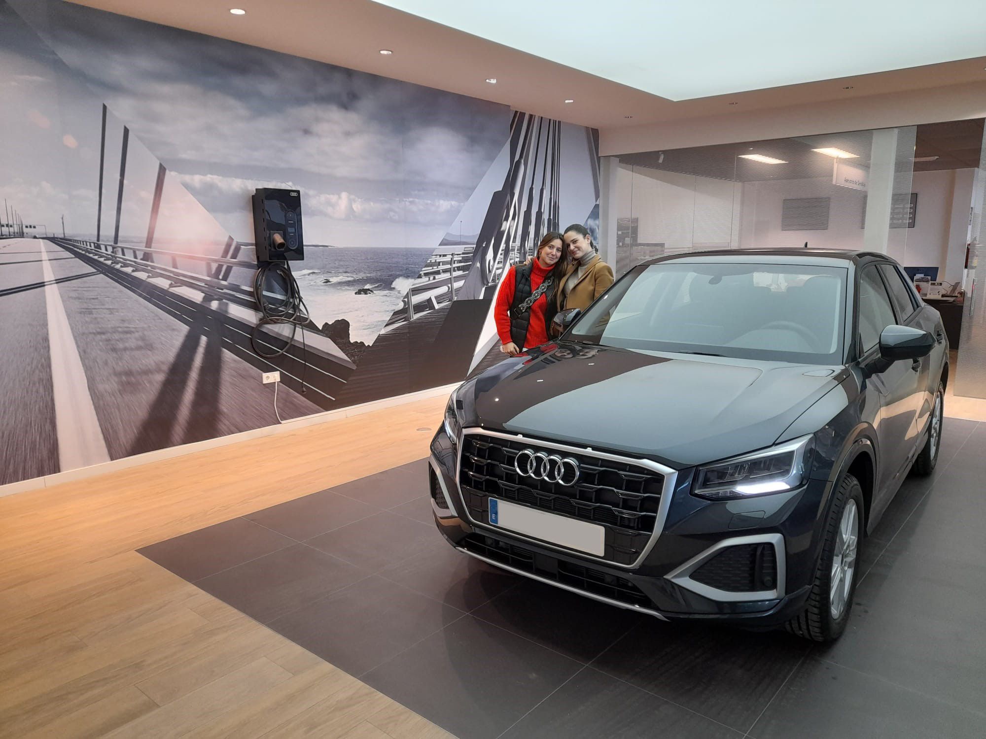 Entrega Audi Q2 a María Entrega Audi Q2 a María