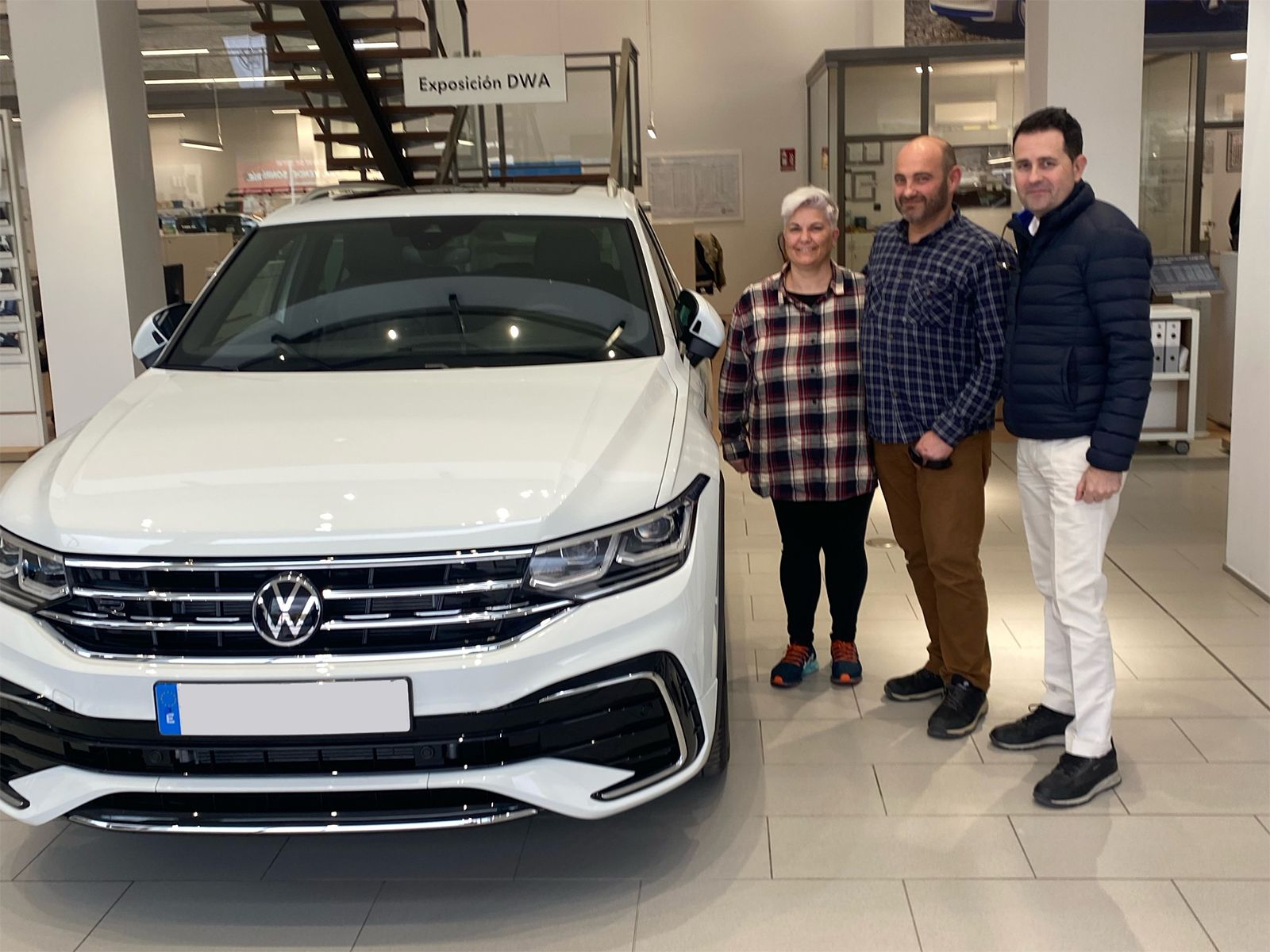 Entrega Volkswagen Tiguan a Yolanda Entrega Volkswagen Tiguan a Yolanda